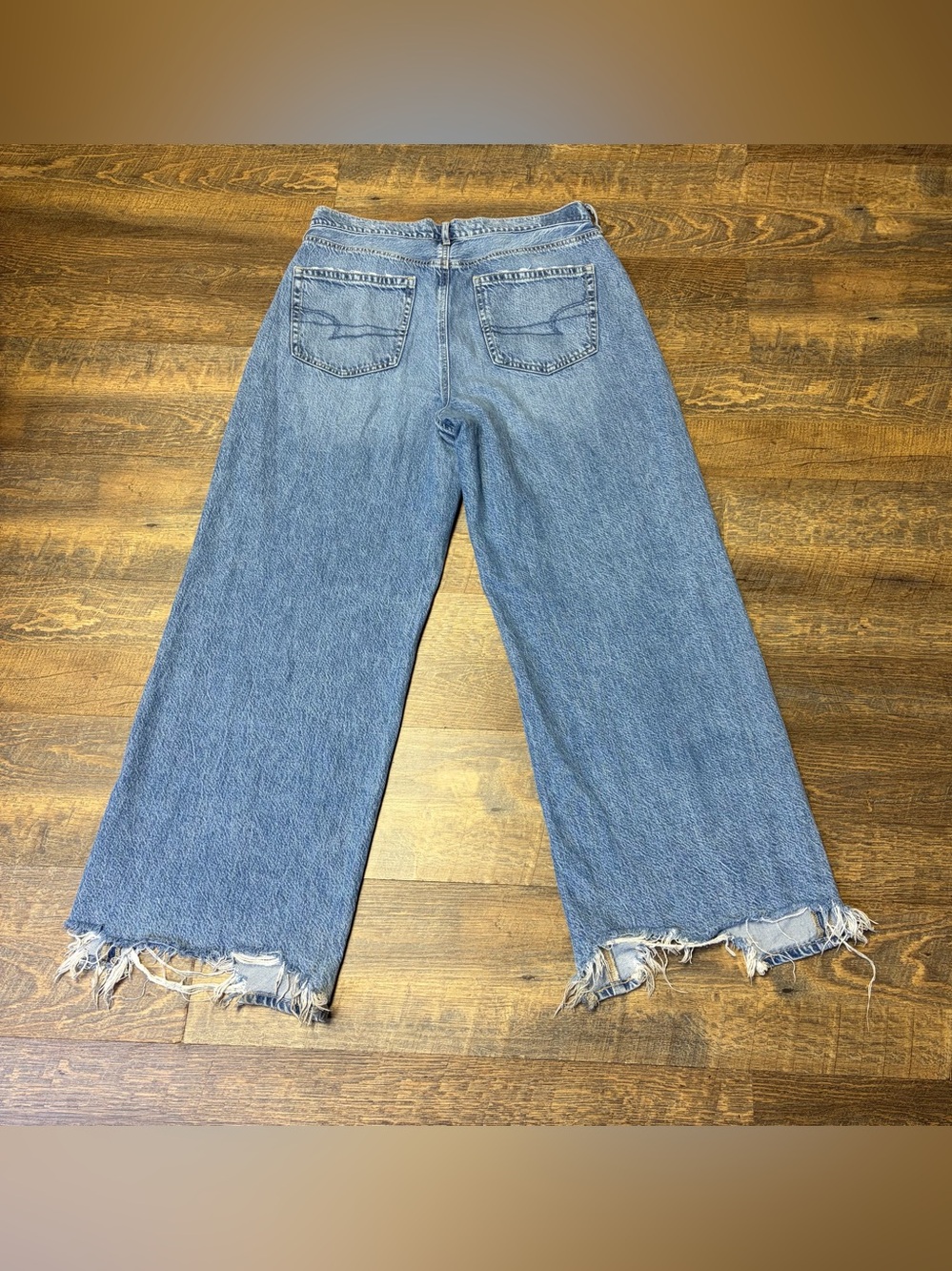 American Eagle Super High Rise Baggy Wide Leg Jeans Women's 14 Distressed - Picture 6 of 9